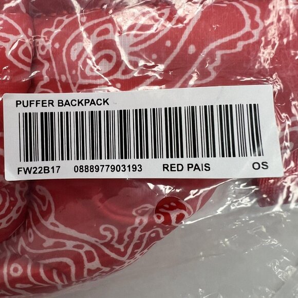 Supreme Red Paisley Puffer Backpack FW22 - Picture 3 of 4
